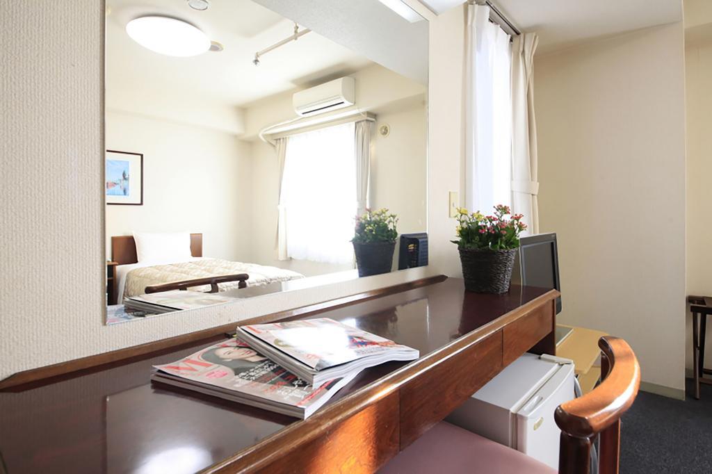 Shinjuku Urban Hotel Tokyo Dış mekan fotoğraf